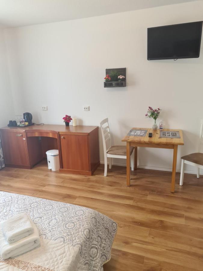 شقة Luca'S House بالوتيشتي المظهر الخارجي الصورة