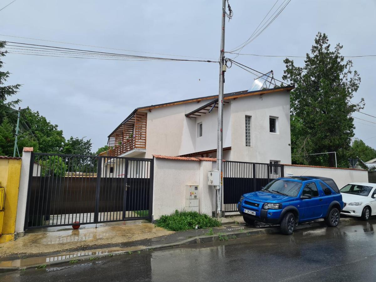 شقة Luca'S House بالوتيشتي المظهر الخارجي الصورة