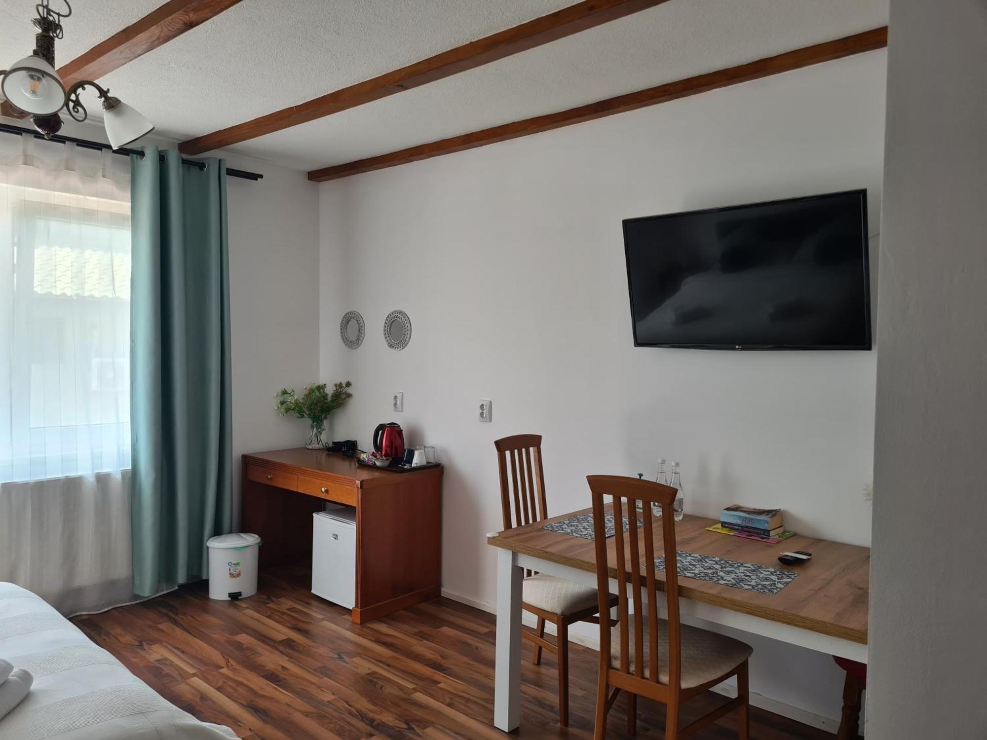شقة Luca'S House بالوتيشتي الغرفة الصورة